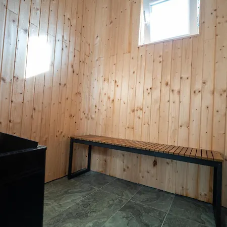 Dream River Escape モスタル