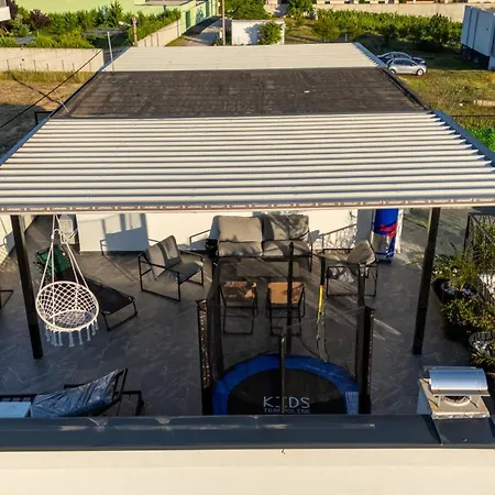 Dream River Escape モスタル