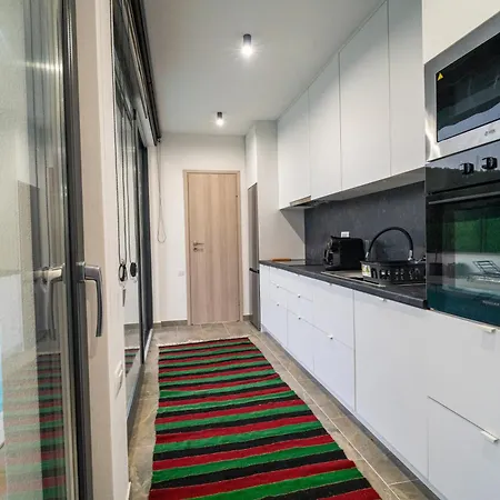 ヴィラ Dream River Escape モスタル