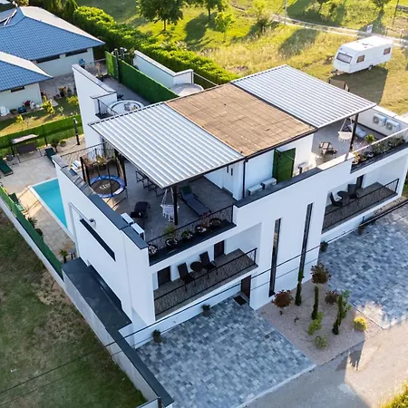 Dream River Escape *