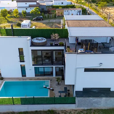 Dream River Escape *